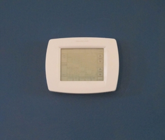 Bare thermostat (yuck!)